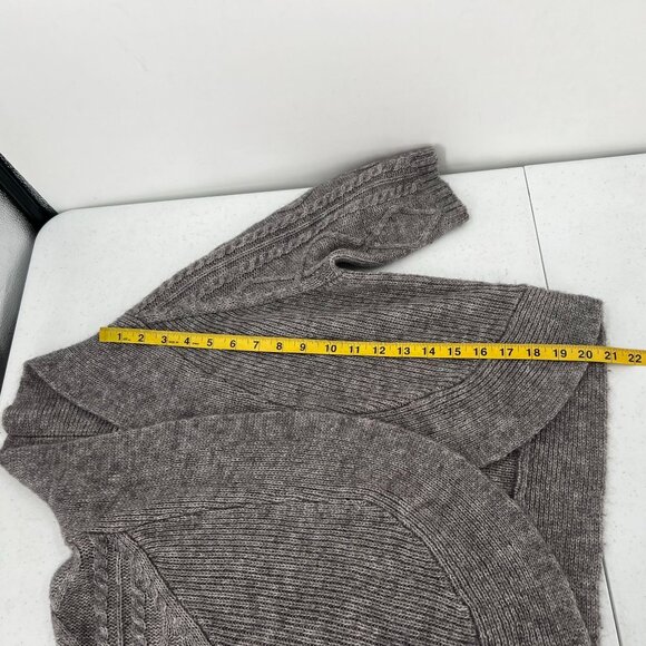Chico's Cropped‎ Cardigan 0 (US 4/6 S) Wool Mohair Cable Knit Gray Taupe - Picture 9 of 12